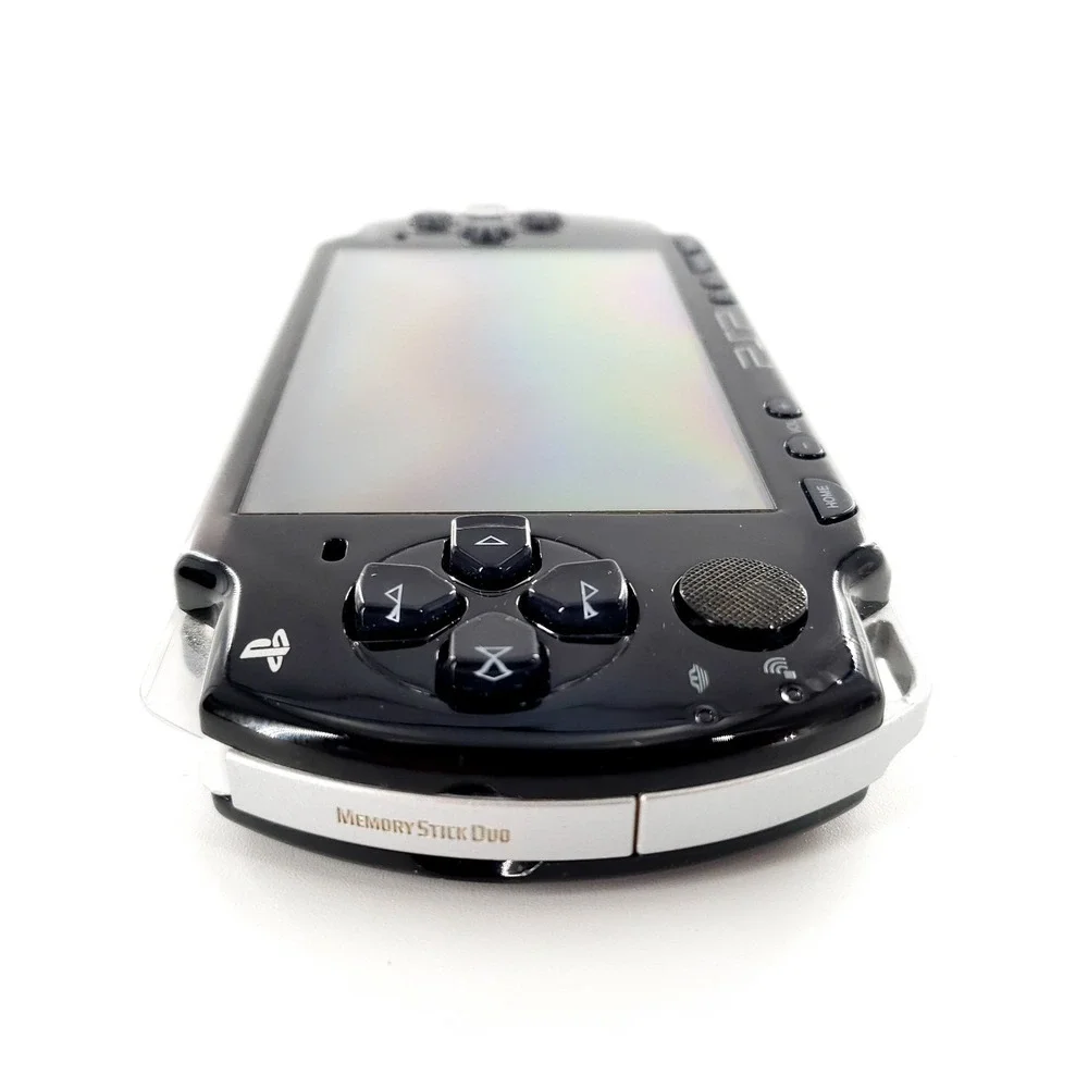 Sony PSP 2000 Handheld System Black w/ Box, 4GB Memory Stick, Charger Tested